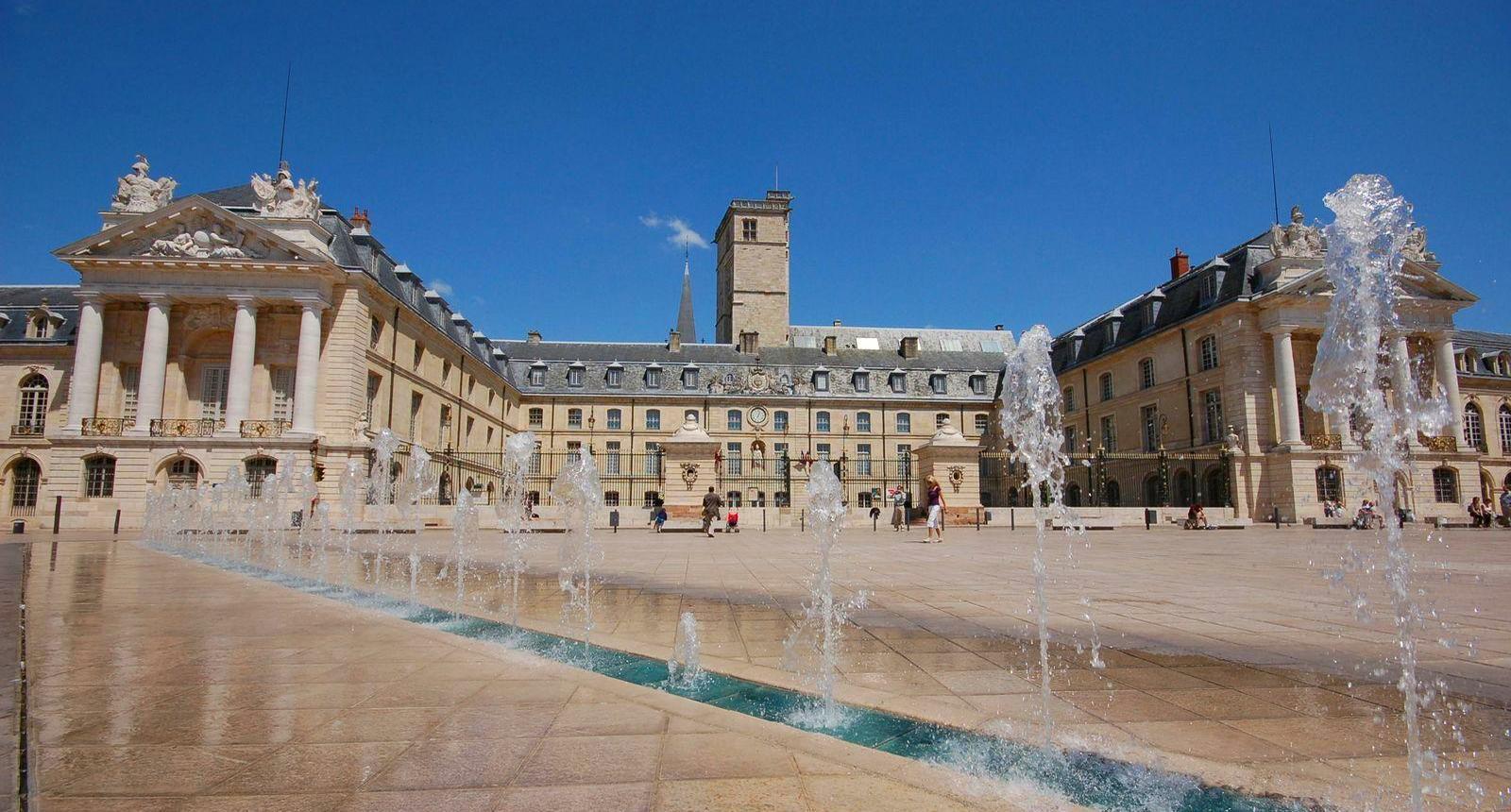 la maire de dijon